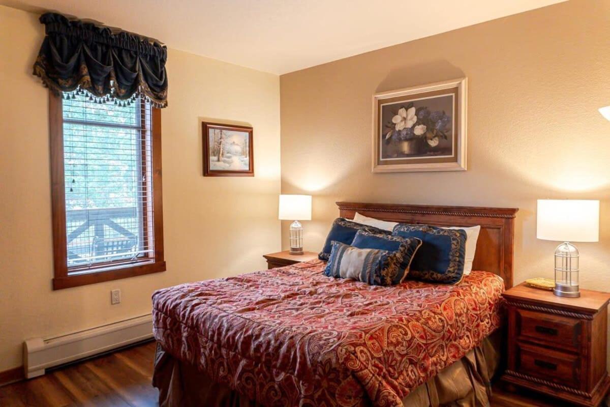 Main Street Station Getaway Villa เบรกเคนริดจ์ ภายนอก รูปภาพ